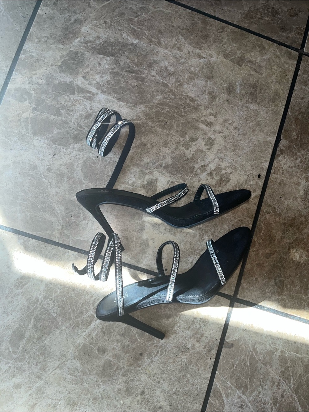 NWOT Strappy wrap around Black velvet Rhinestone Evening Heels - Picture 6 of 7